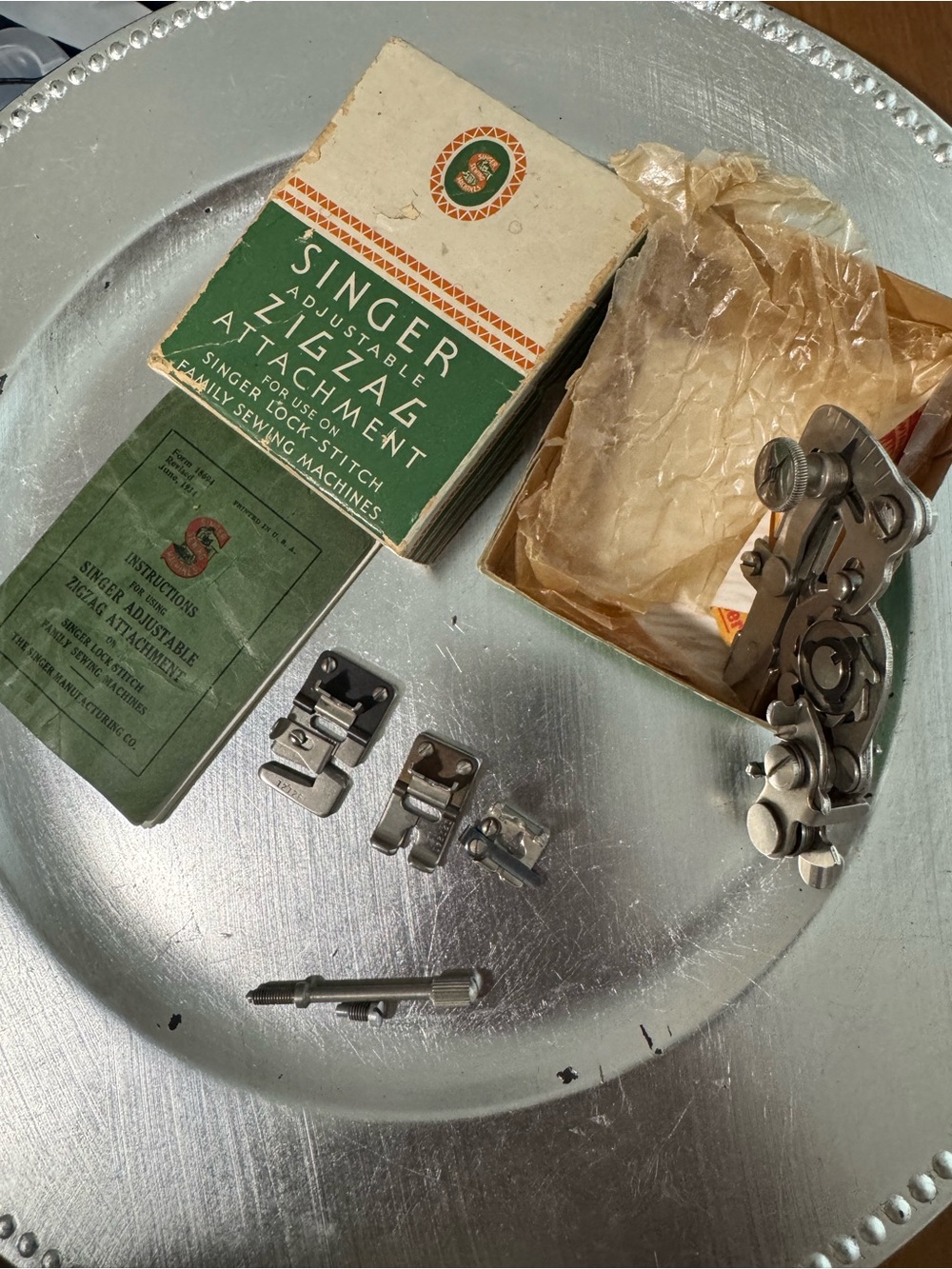 Rare Zigzag Sewing Attachment with Accessories in Green box Complete